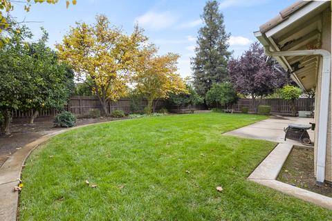 3909 E Paradise Ave, Visalia, CA 93292 photo 33
