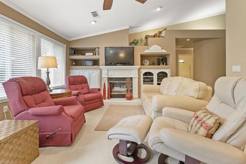 3909 E Paradise Ave, Visalia, CA 93292 photo 3