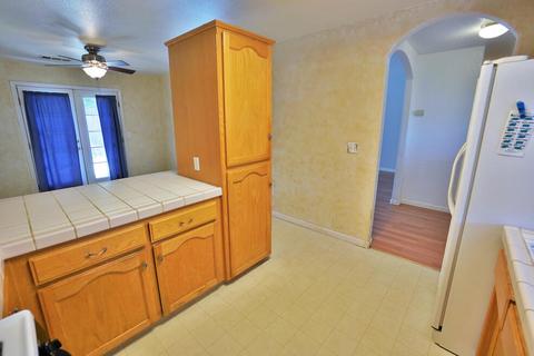 500 Westgate Pl, Lemoore, CA 93245 photo 17