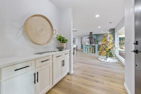 1008 E Sycamore Ave, Tulare, CA 93274 photo 13