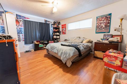 1046 E Atkins Ave, Visalia, CA 93292 photo 18