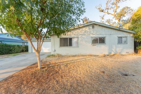 1046 E Atkins Ave, Visalia, CA 93292 photo 4