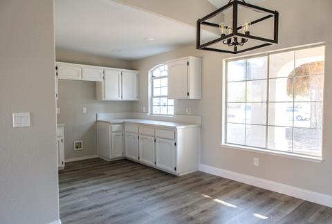 706 Keith St, Lemoore, CA 93245 photo 7
