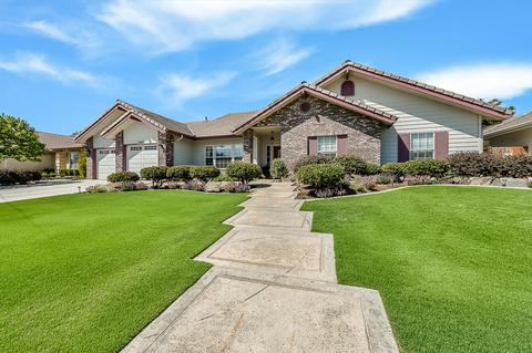 1444 E Laura Ct, Visalia, CA 93292 photo 3