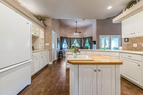 1444 E Laura Ct, Visalia, CA 93292 photo 25