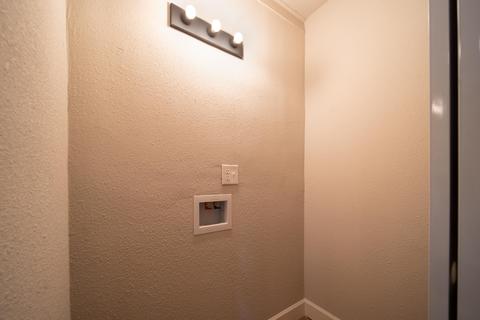 120 S Orange Ave, Exeter, CA 93221 photo 10