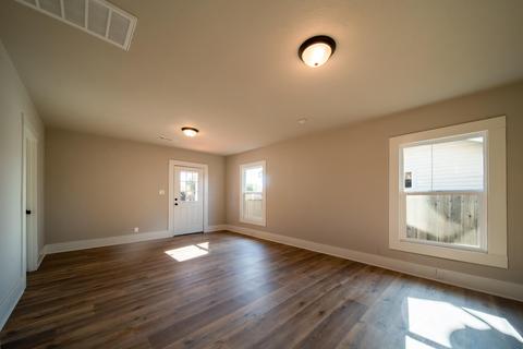 120 S Orange Ave, Exeter, CA 93221 photo 11