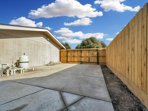 2213 E Howard Ave, Visalia, CA 93292 photo 39