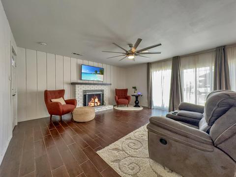 2213 E Howard Ave, Visalia, CA 93292 photo 13