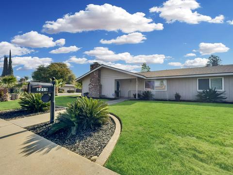 2213 E Howard Ave, Visalia, CA 93292 photo 1