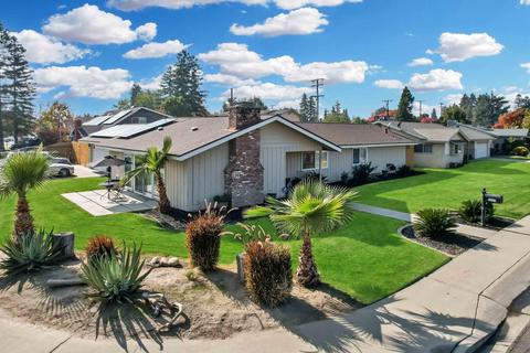 2213 E Howard Ave, Visalia, CA 93292 photo 3