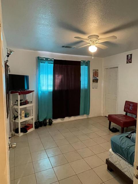 2040 E Park Way, Dinuba, CA 93618 photo 9