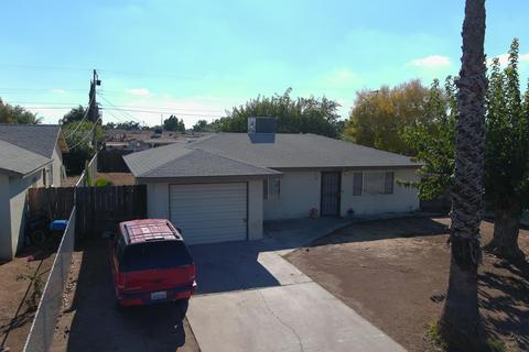 2040 E Park Way, Dinuba, CA 93618 photo 3