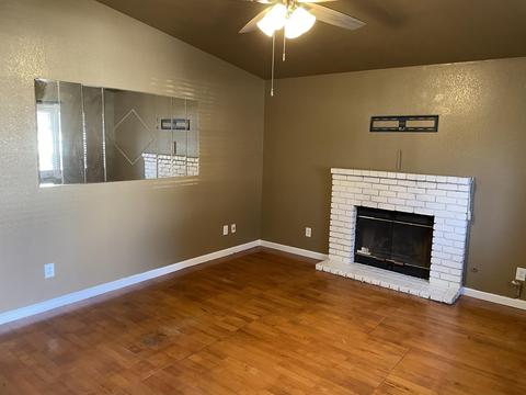 424 Sue Ave, Dinuba, CA 93618 photo 4