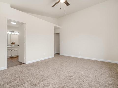 754 Basil Ct, Lemoore, CA 93245 photo 16