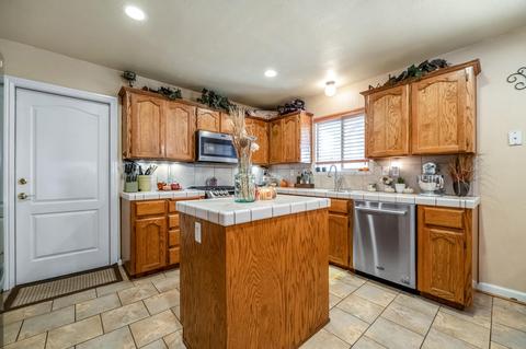 2485 Juniper Ct, Tulare, CA 93274 photo 14