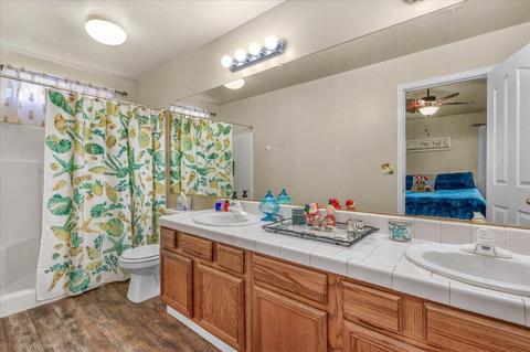 4010 E Laurel Ct, Visalia, CA 93292 photo 22