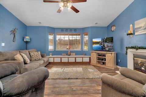 4010 E Laurel Ct, Visalia, CA 93292 photo 6