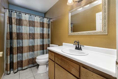 2103 Thompson Ave, Selma, CA 93662 photo 15