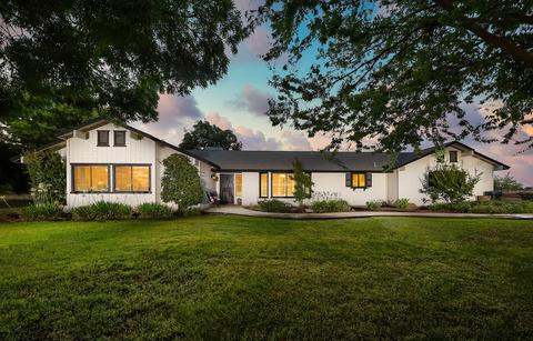 13409 E Gettysburg Ave, Sanger, CA 93657 photo 1