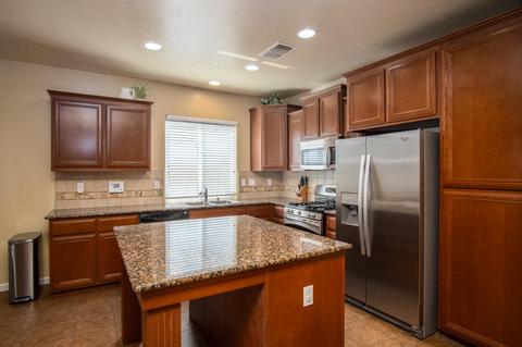 3817 E Cherry Ave, Visalia, CA 93292 photo 3