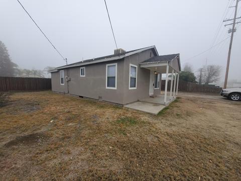 3408 E Douglas Ave, Visalia, CA 93292 photo 3