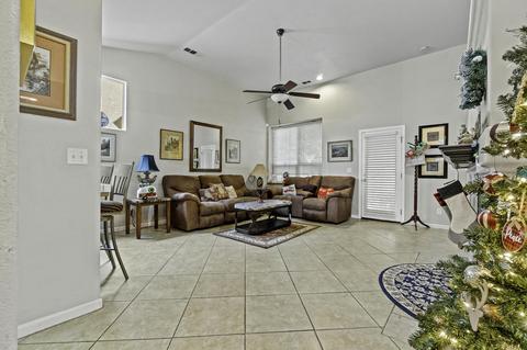 1515 E Mesa Ct, Visalia, CA 93292 photo 4