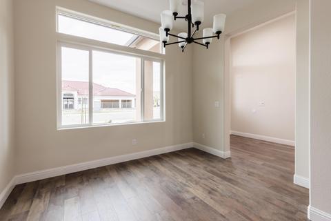 617 E Capistrano St, Hanford, CA 93230 photo 8