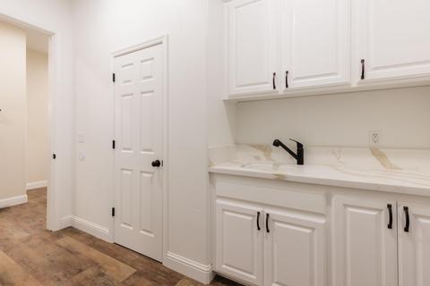 617 E Capistrano St, Hanford, CA 93230 photo 10