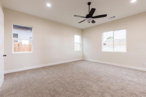 617 E Capistrano St, Hanford, CA 93230 photo 14