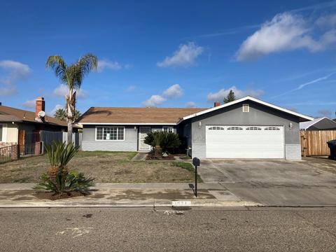 1574 E Levin Ave, Tulare, CA 93274 photo 1