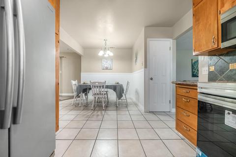 255 Encore Dr, Hanford, CA 93230 photo 12