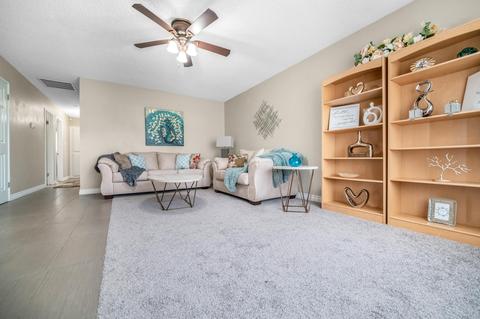 255 Encore Dr, Hanford, CA 93230 photo 5