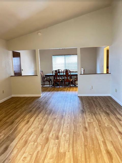 799 Andy Ct, Lemoore, CA 93245 photo 2
