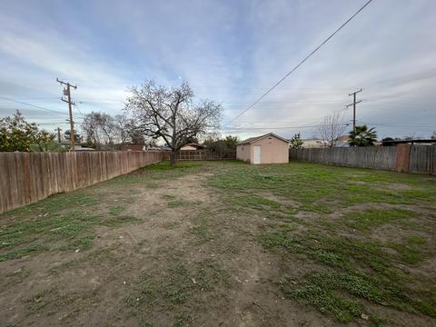806 N E St, Tulare, CA 93274 photo 12