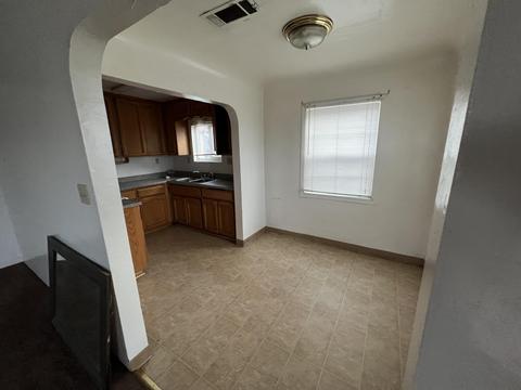 806 N E St, Tulare, CA 93274 photo 5