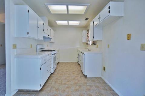 766 Pepper Ave, Lemoore, CA 93245 photo 9