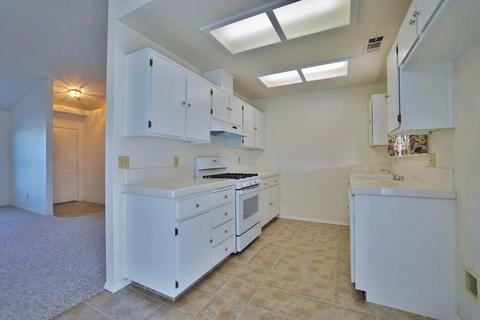 766 Pepper Ave, Lemoore, CA 93245 photo 10