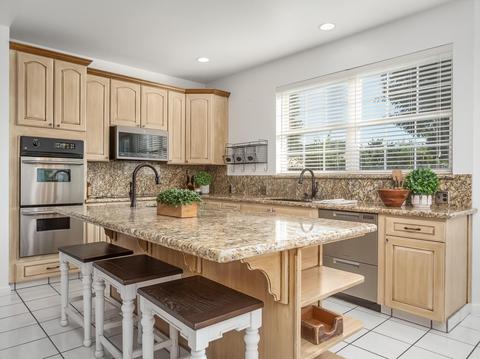 676 Bedford Ave, Clovis, CA 93611 photo 7