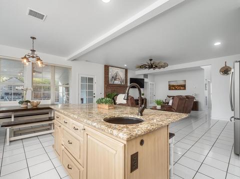676 Bedford Ave, Clovis, CA 93611 photo 10