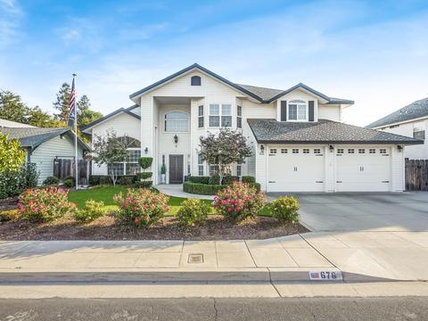 676 Bedford Ave, Clovis, CA 93611 photo 1