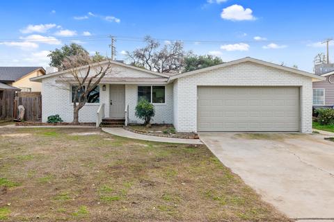 805 E Myrtle Ave, Visalia, CA 93292 photo 1