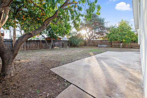 805 E Myrtle Ave, Visalia, CA 93292 photo 26