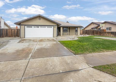 1322 San Simeon Dr, Lemoore, CA 93245 photo 2