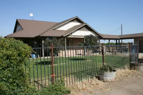 35544 Rd 124, Visalia, CA 93291