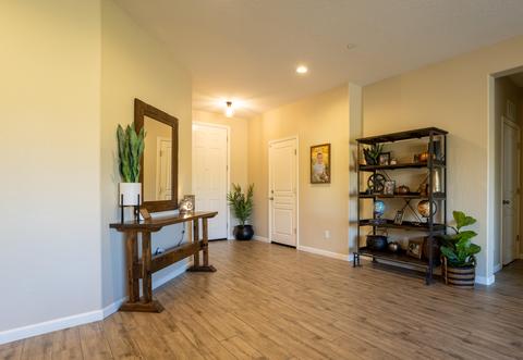 700 E Copper Ave, Visalia, CA 93292 photo 4
