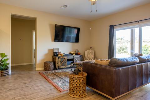 700 E Copper Ave, Visalia, CA 93292 photo 10