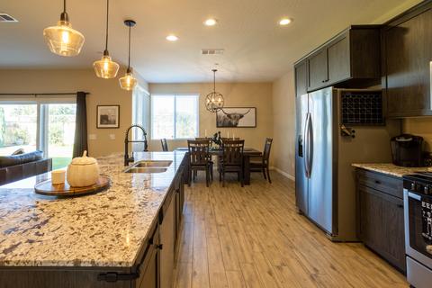 700 E Copper Ave, Visalia, CA 93292 photo 7