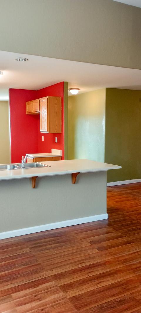 2416 E Chestnut Ct, Visalia, CA 93292 photo 9