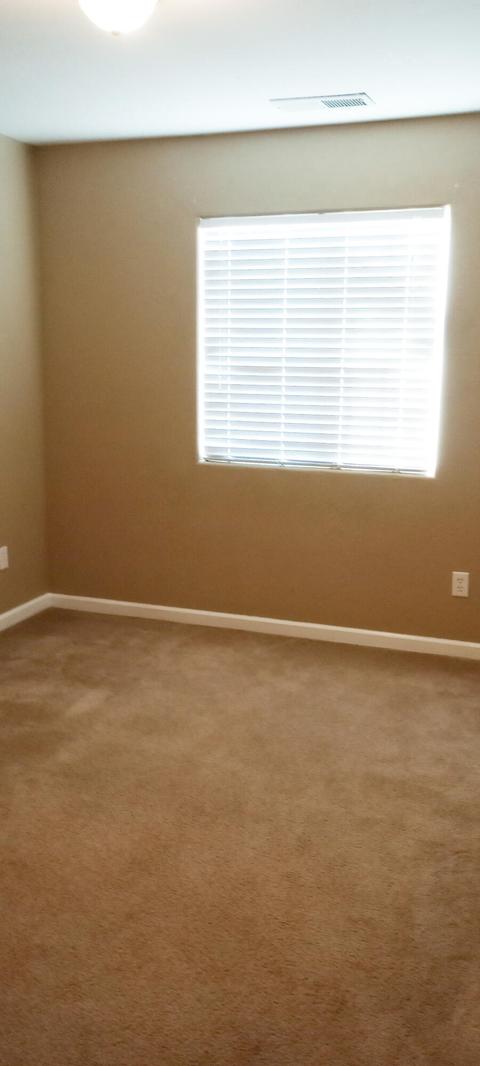2416 E Chestnut Ct, Visalia, CA 93292 photo 29